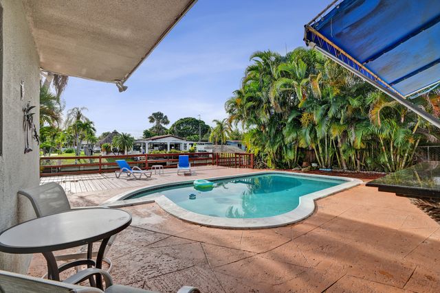 3672 NW 18TH Avenue, Oakland Park, FL 33309