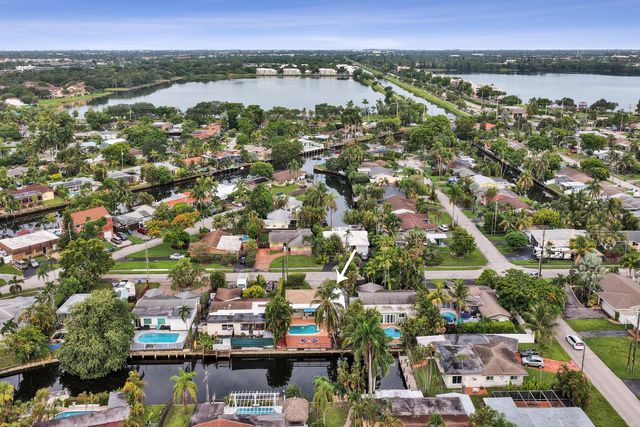 3672 NW 18TH Avenue, Oakland Park, FL 33309