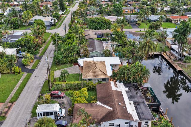 3672 NW 18TH Avenue, Oakland Park, FL 33309