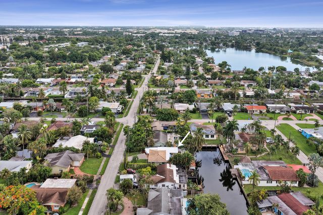3672 NW 18TH Avenue, Oakland Park, FL 33309