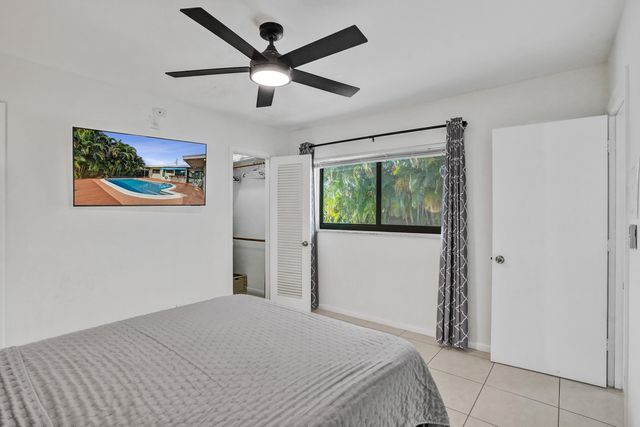 3672 NW 18TH Avenue, Oakland Park, FL 33309