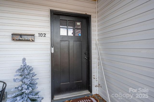 102 Guffey Road, Cherryville, NC 28021