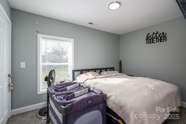 102 Guffey Road, Cherryville, NC 28021