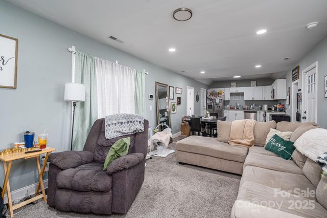 102 Guffey Road, Cherryville, NC 28021