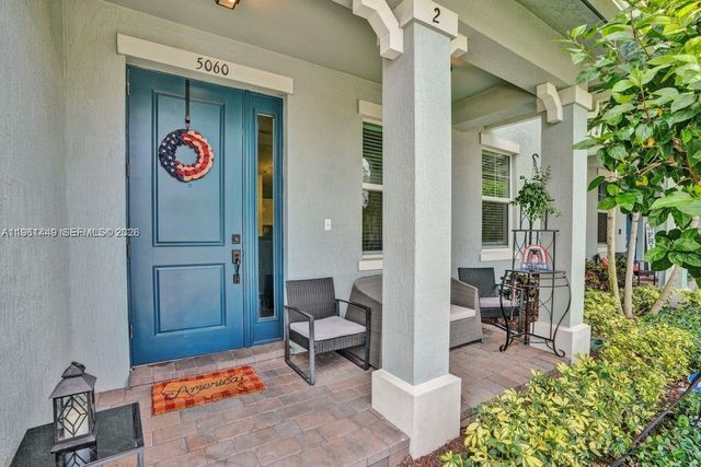 5060 Eucalyptus Dr 2, Hollywood, FL 33021