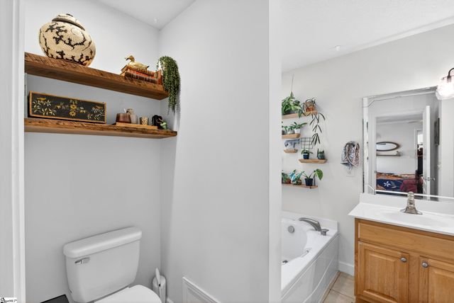 15 Jude Court, Greer, SC 29651
