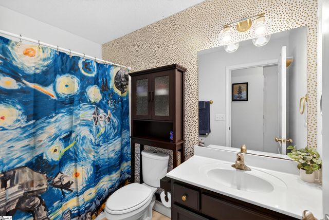 15 Jude Court, Greer, SC 29651