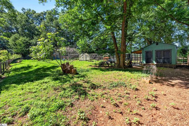 15 Jude Court, Greer, SC 29651