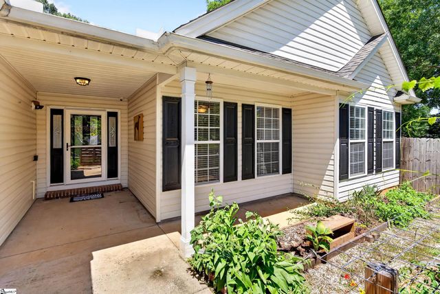 15 Jude Court, Greer, SC 29651