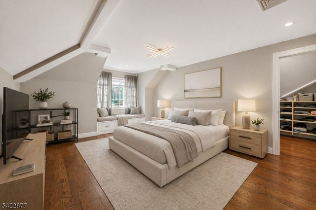 54 Hamilton Dr, North Caldwell Boro, NJ 07006