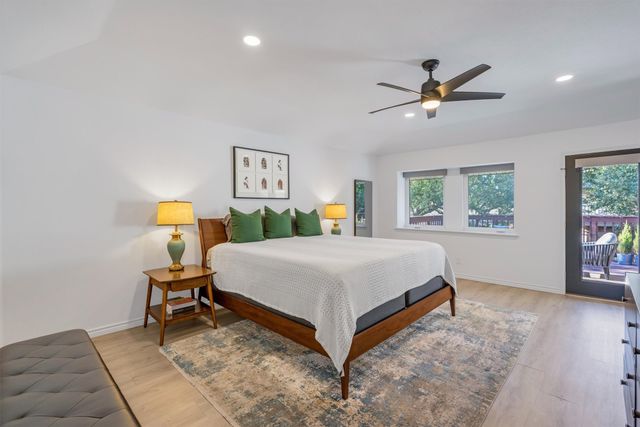 3288 Lakenheath Place, Dallas, TX 75204