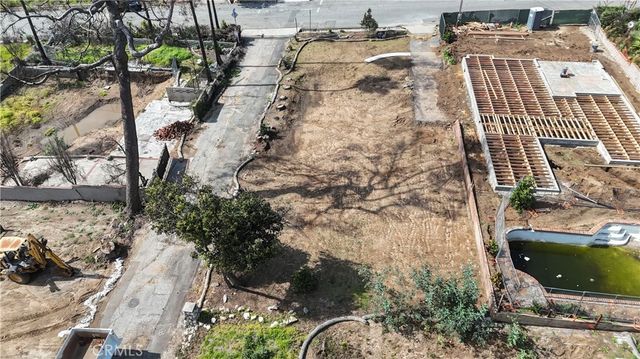 2560 Maiden, Altadena, CA 91001
