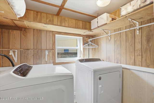 5527 Darlene Street, Weeki Wachee, FL 34607