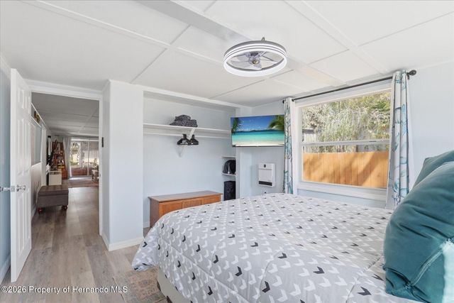 5527 Darlene Street, Weeki Wachee, FL 34607