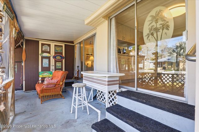 5527 Darlene Street, Weeki Wachee, FL 34607