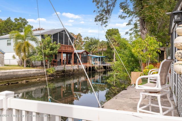 5527 Darlene Street, Weeki Wachee, FL 34607
