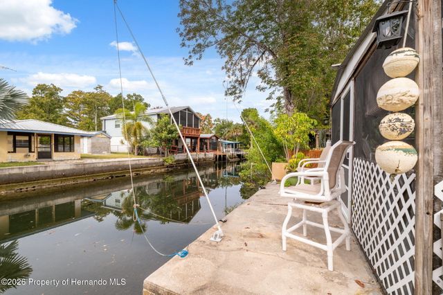 5527 Darlene Street, Weeki Wachee, FL 34607