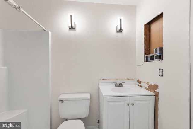 4 W ORANGE CT, Baltimore, MD 21234