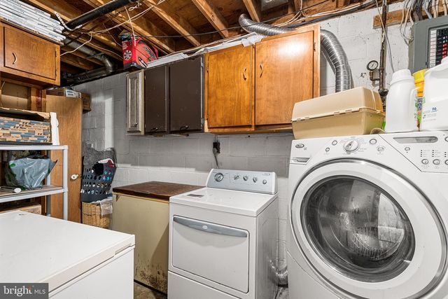 4 W ORANGE CT, Baltimore, MD 21234