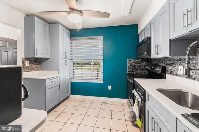 4 W ORANGE CT, Baltimore, MD 21234