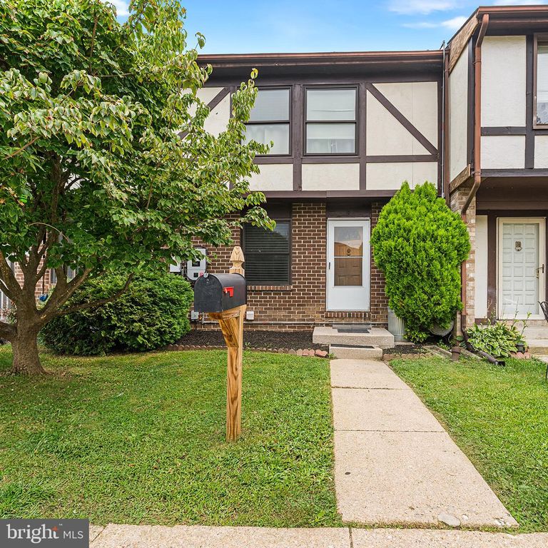 4 W ORANGE CT, Baltimore, MD 21234