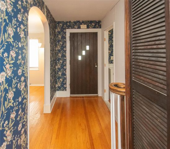 38 Plattekill Avenue, New Paltz, NY 12561