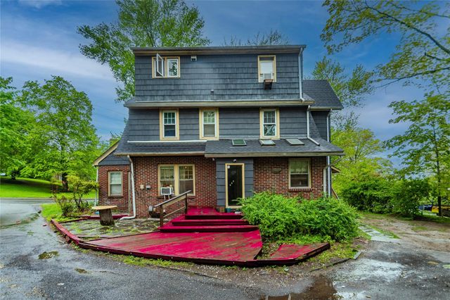 38 Plattekill Avenue, New Paltz, NY 12561