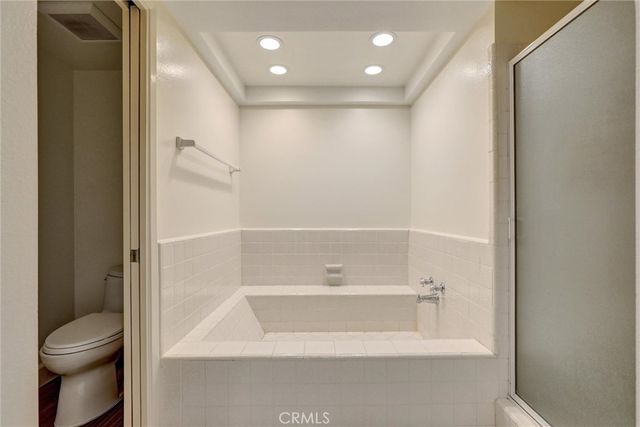 16 Sycamore Creek, Irvine, CA 92603