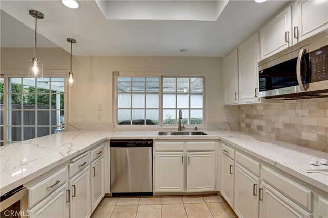 16 Sycamore Creek, Irvine, CA 92603