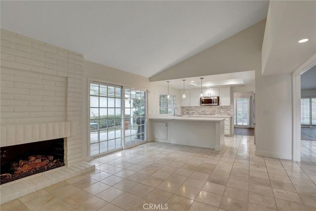 16 Sycamore Creek, Irvine, CA 92603