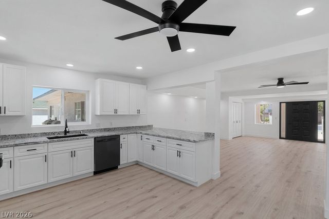 1494 East Camero Avenue, Las Vegas, NV 89123