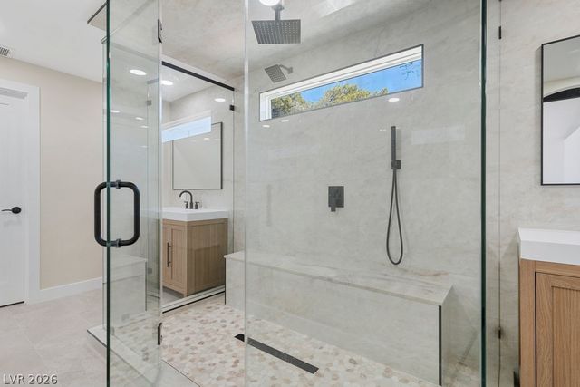 1494 East Camero Avenue, Las Vegas, NV 89123
