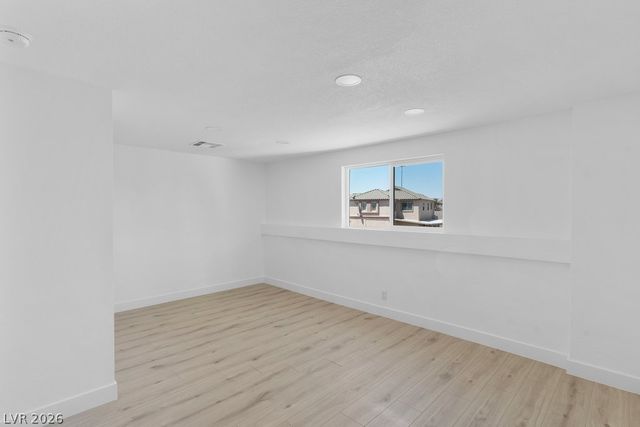 1494 East Camero Avenue, Las Vegas, NV 89123