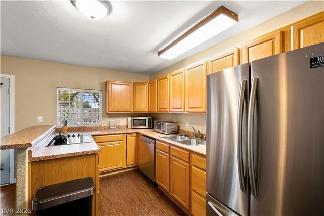 1494 East Camero Avenue, Las Vegas, NV 89123