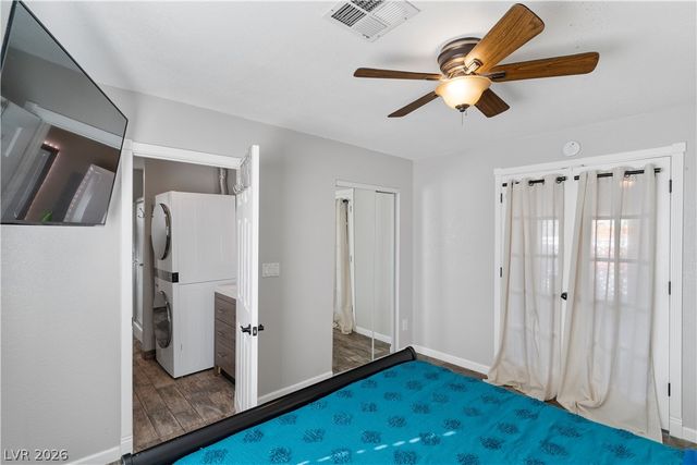 1494 East Camero Avenue, Las Vegas, NV 89123
