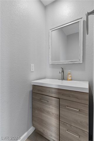 1494 East Camero Avenue, Las Vegas, NV 89123