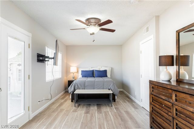 1494 East Camero Avenue, Las Vegas, NV 89123