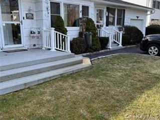 31 Locust Drive, Nesconset, NY 11767