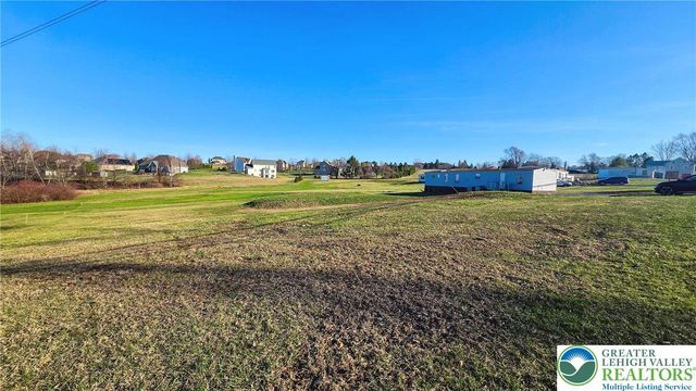 616 Moorestown Drive, Moore Twp, PA 18014