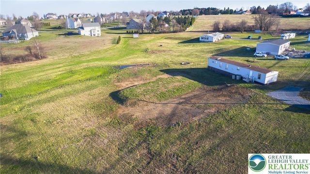 616 Moorestown Drive, Moore Twp, PA 18014