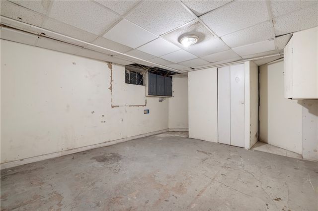 13 Chestnut Street, Cranston, RI 02910