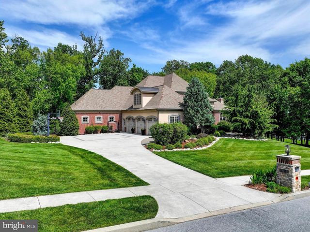 2411 KENSINGTON WAY, Harrisburg, PA 17112
