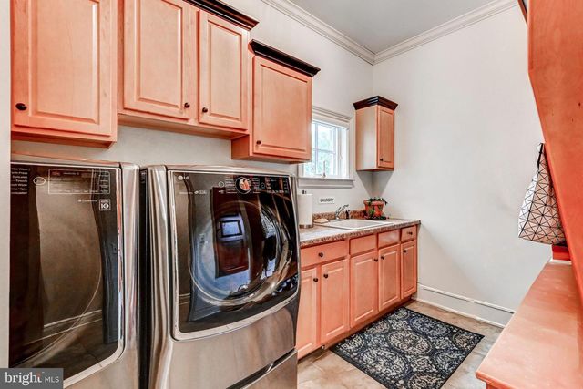 2411 KENSINGTON WAY, Harrisburg, PA 17112