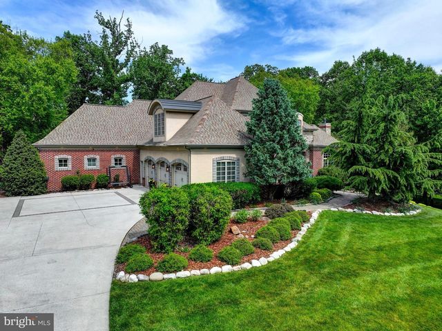 2411 KENSINGTON WAY, Harrisburg, PA 17112