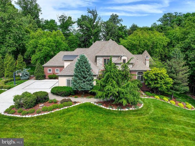2411 KENSINGTON WAY, Harrisburg, PA 17112