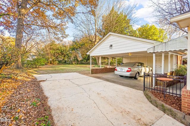 1021 Tarleton Avenue, Burlington, NC 27215