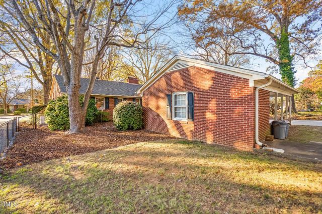 1021 Tarleton Avenue, Burlington, NC 27215