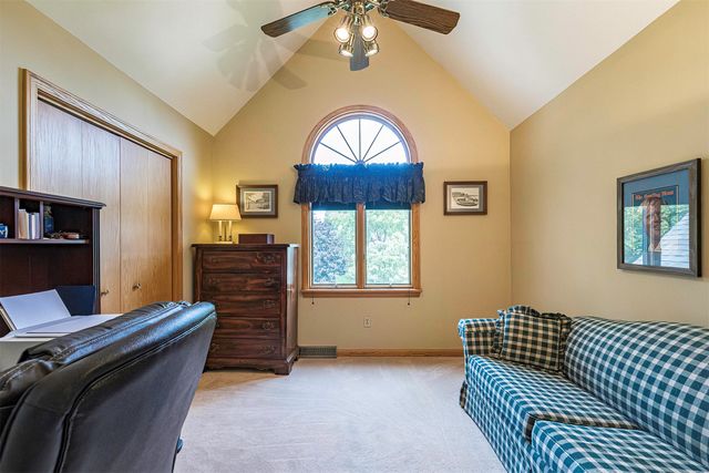 5144 RIDGEDALE Drive, Erie, PA 16506