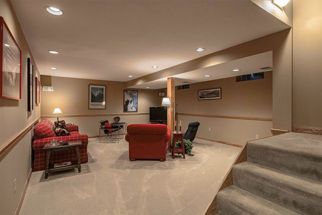 5144 RIDGEDALE Drive, Erie, PA 16506