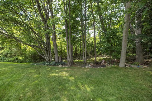5144 RIDGEDALE Drive, Erie, PA 16506